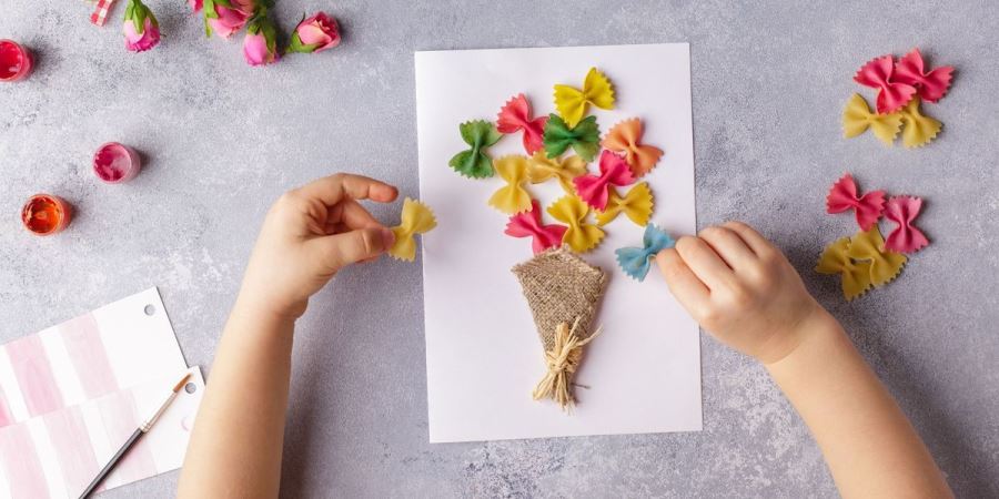 Mothers Day Craft: Easy-Peasy Flowers